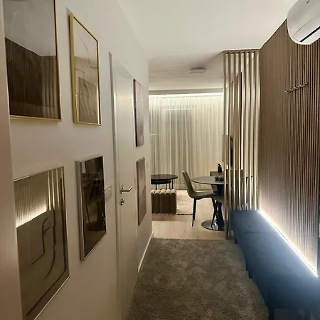 아파트 Centar